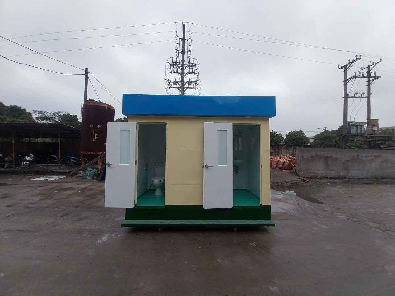 Nhà vệ sinh công cộng 2 buồng